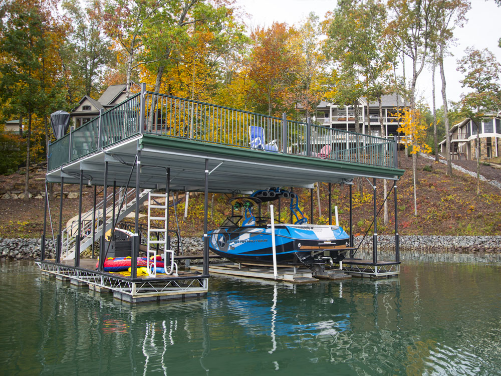 Carolina Boat Lift by Custom Dock Systems
